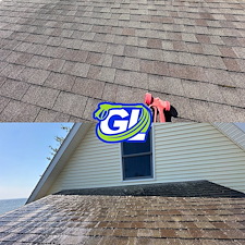 Roof-Soft-Wash-Algae-Removal-Vinyl-Siding-Soft-Wash-Deck-Wash-Gutter-Cleaning-in-Cheboygan-County-MI-Great-Lakes-Exterior-Clean 7